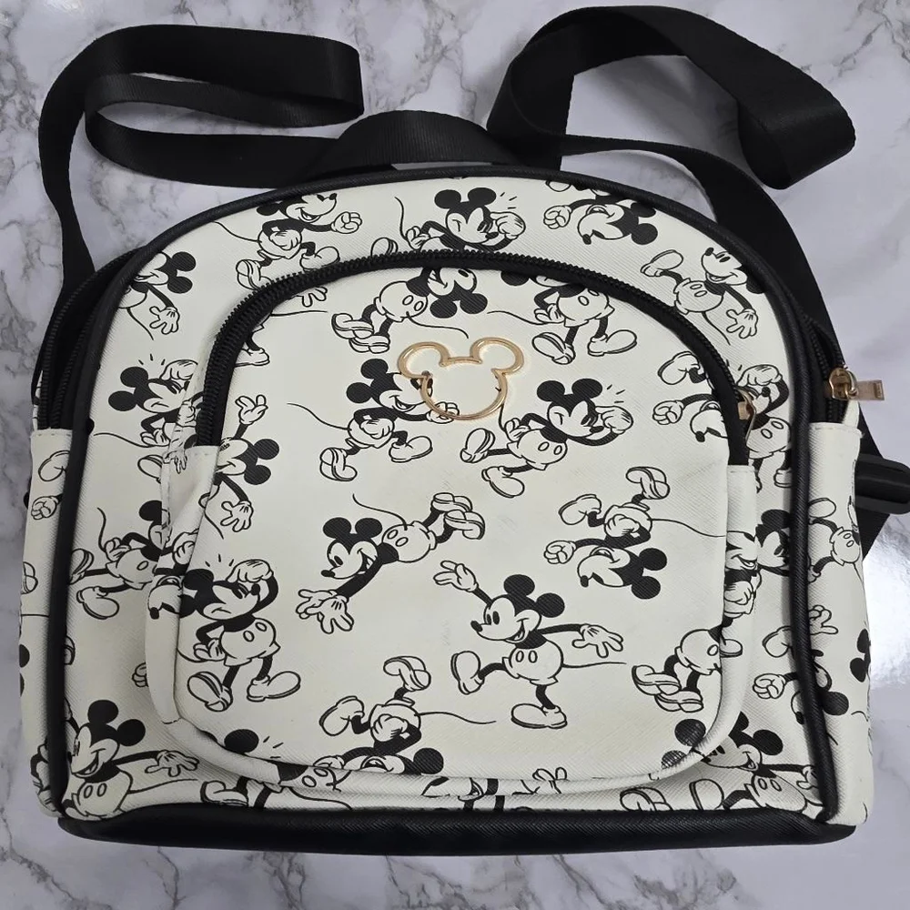 Small Disney Mickey Mouse Backpack - Picture 1 of 4